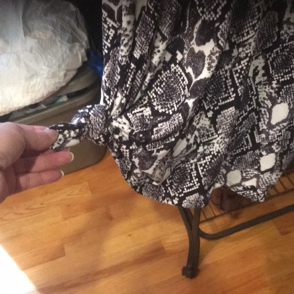 New shirt I love cake brand size med black/white - Picture 5 of 8